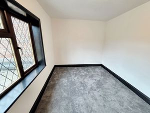 Bedroom- click for photo gallery